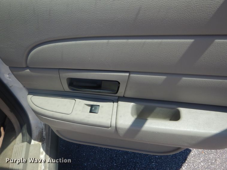 image for item IT9201 2009 Ford Crown Victoria Police Interceptor