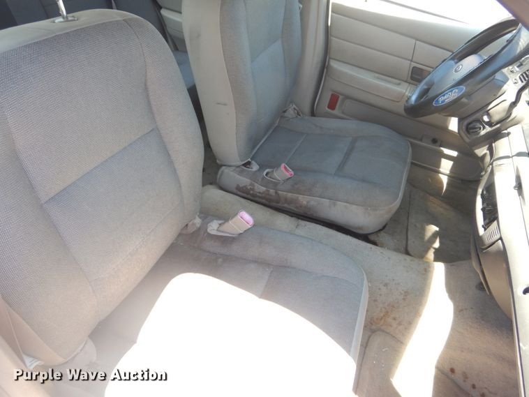 image for item IT9201 2009 Ford Crown Victoria Police Interceptor