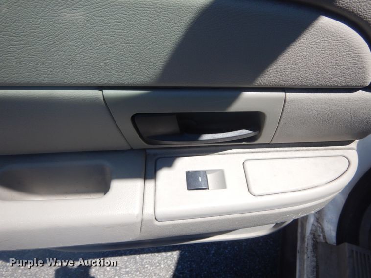 image for item IT9202 2009 Ford Crown Victoria Police Interceptor