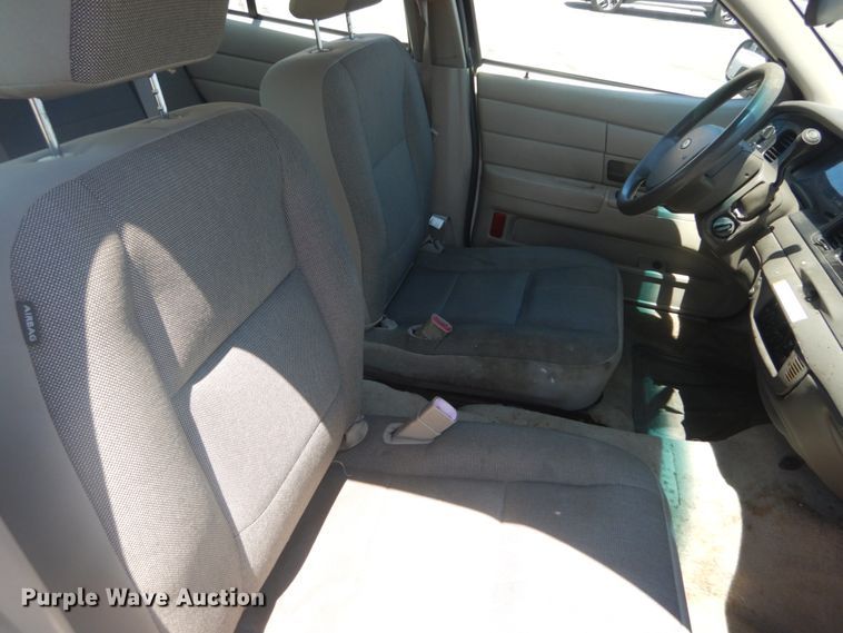 image for item IT9202 2009 Ford Crown Victoria Police Interceptor