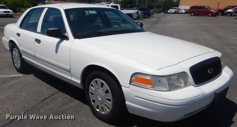 image for item IT9203 2009 Ford Crown Victoria Police Interceptor