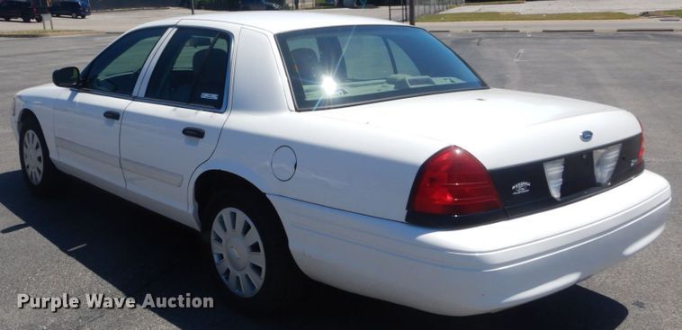 image for item IT9203 2009 Ford Crown Victoria Police Interceptor