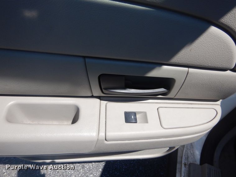 image for item IT9203 2009 Ford Crown Victoria Police Interceptor