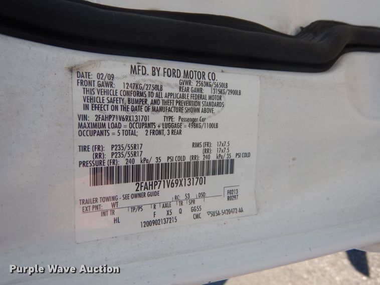 image for item IT9203 2009 Ford Crown Victoria Police Interceptor