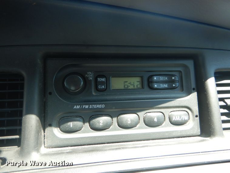 image for item IT9204 2010 Ford Crown Victoria Police Interceptor