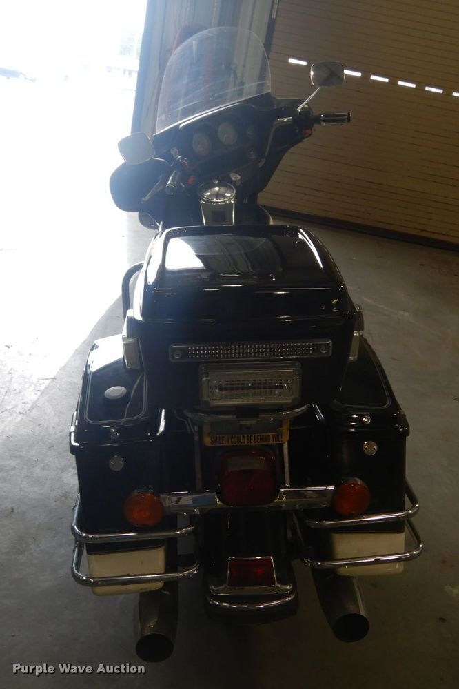 image for item IT9207 2003 Harley Davidson  police motorcycle