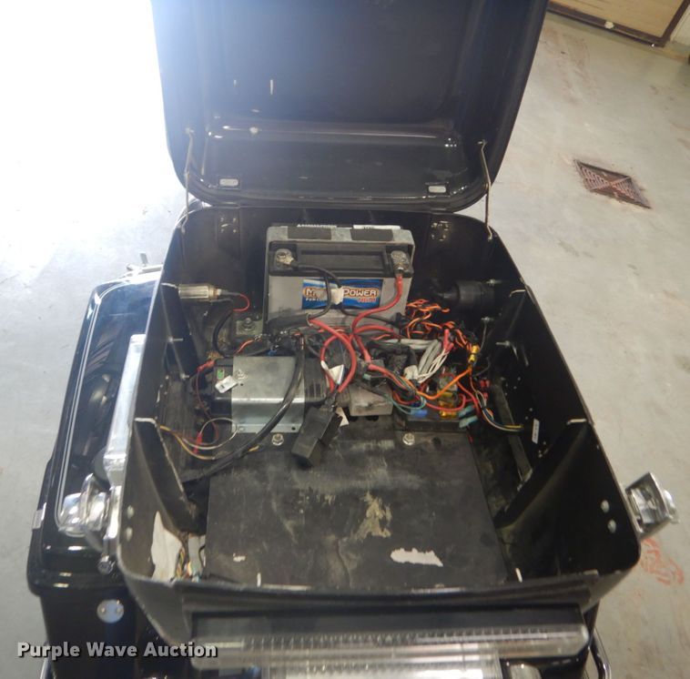 image for item IT9207 2003 Harley Davidson  police motorcycle