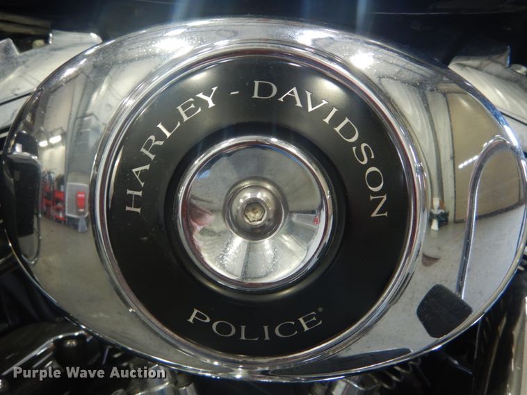 image for item IT9207 2003 Harley Davidson  police motorcycle