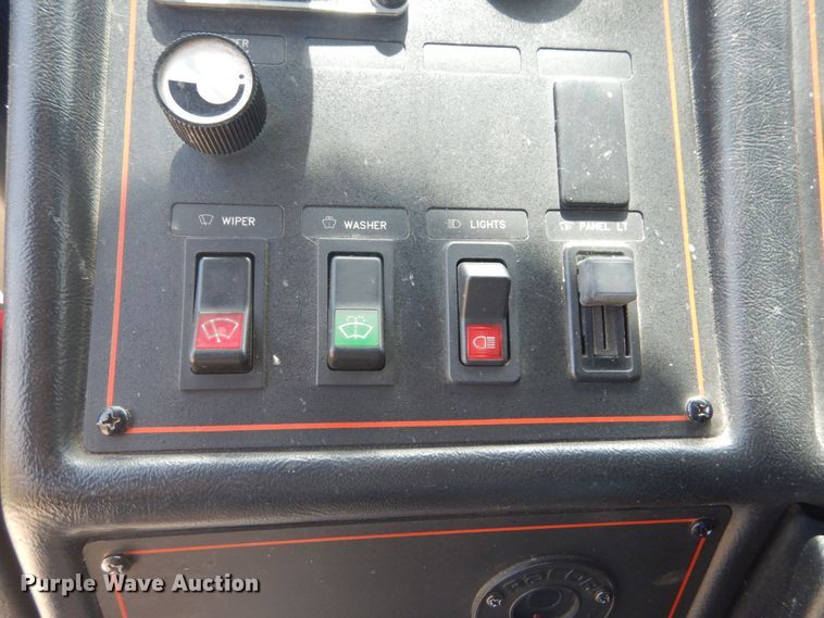 image for item IT9209 1993 Federal Motors Emergency One  pumper fire truck