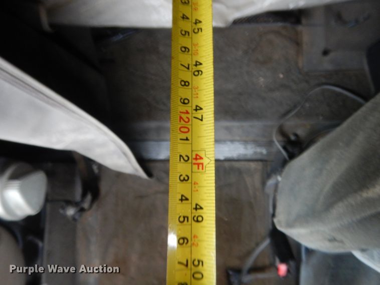 image for item IT9524 2001 International 9400  semi truck