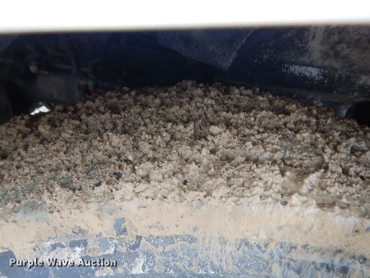 image for item IT9524 2001 International 9400  semi truck