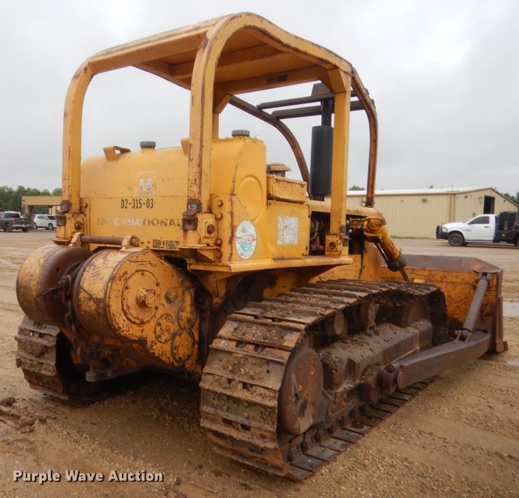 image for item IT9525 1972 International TD15C  dozer