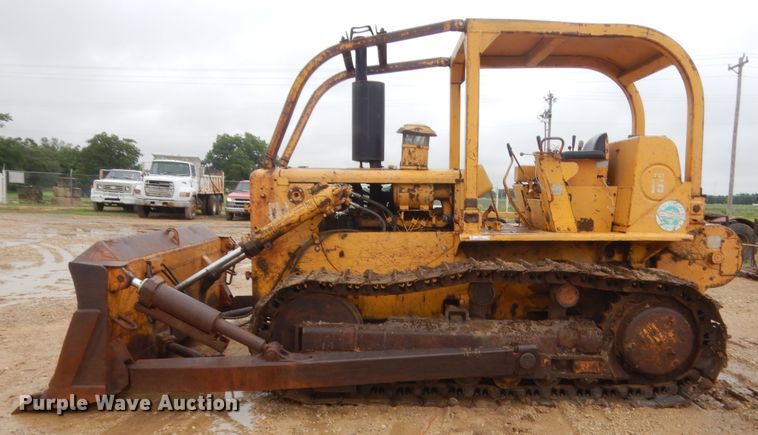 image for item IT9525 1972 International TD15C  dozer