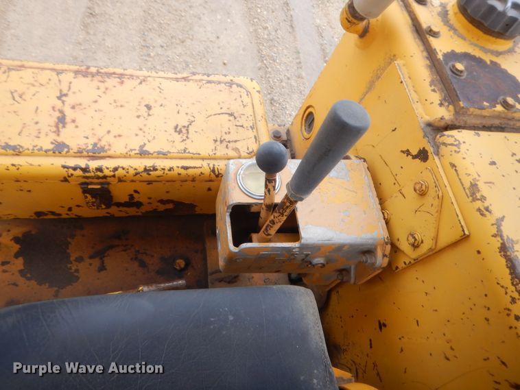 image for item IT9525 1972 International TD15C  dozer