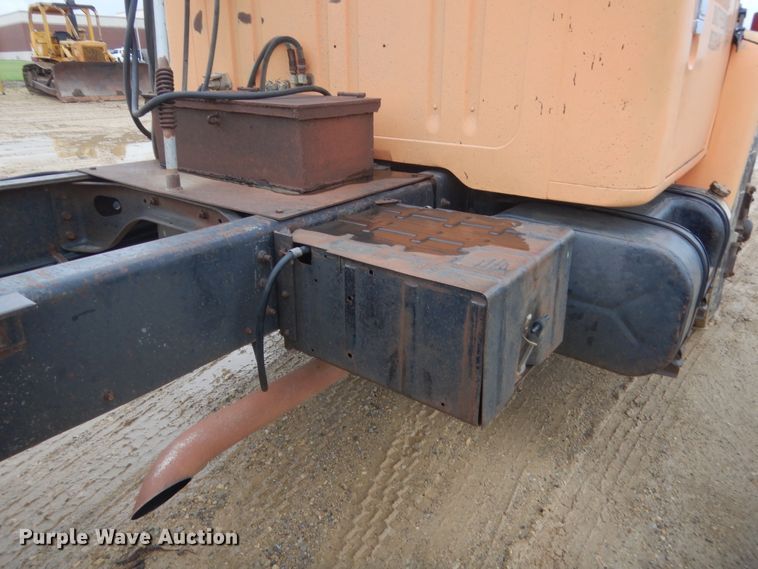 image for item IT9527 1985 International 1955  semi truck