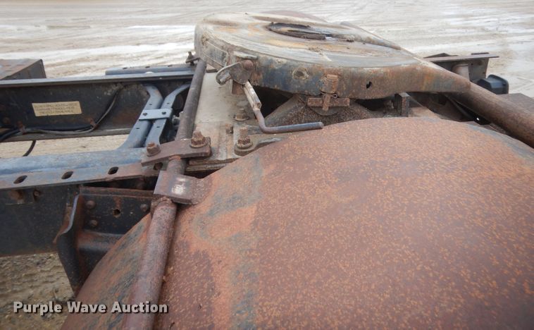 image for item IT9527 1985 International 1955  semi truck