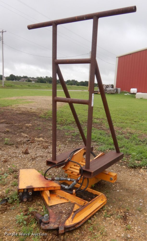 image for item IT9528 Shop built hydraulic tree shear