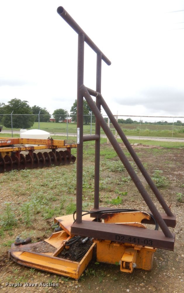 image for item IT9528 Shop built hydraulic tree shear