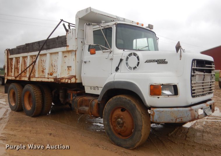 image for item IT9533 1988 Ford Aeromax 9500  dump truck