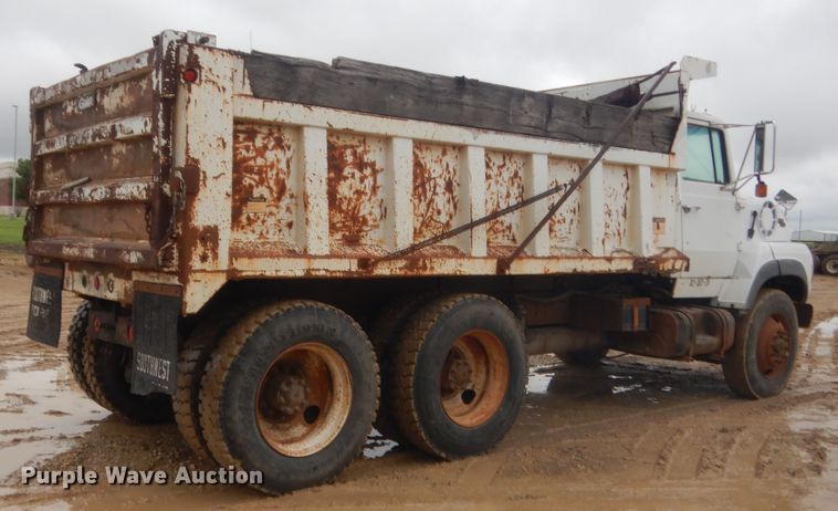 image for item IT9533 1988 Ford Aeromax 9500  dump truck