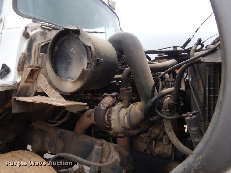 image for item IT9533 1988 Ford Aeromax 9500  dump truck