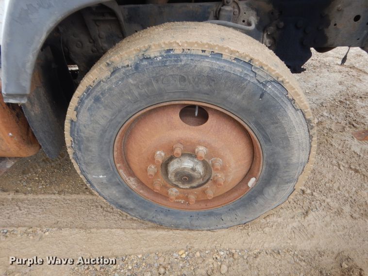 image for item IT9533 1988 Ford Aeromax 9500  dump truck