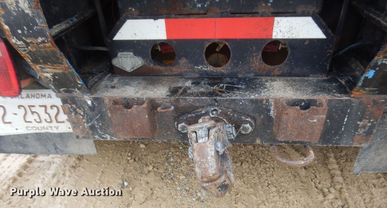 image for item IT9534 1984 Chevrolet C6500  flatbed truck