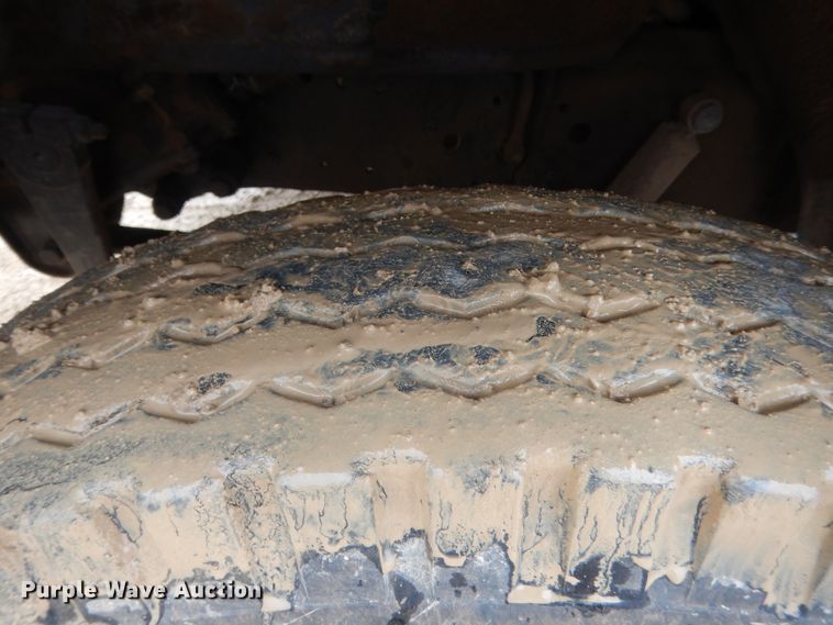 image for item IT9534 1984 Chevrolet C6500  flatbed truck