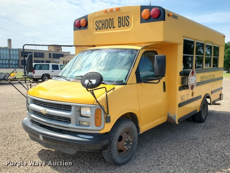 image for item IT9816 1998 Chevrolet G3500  Collins school bus