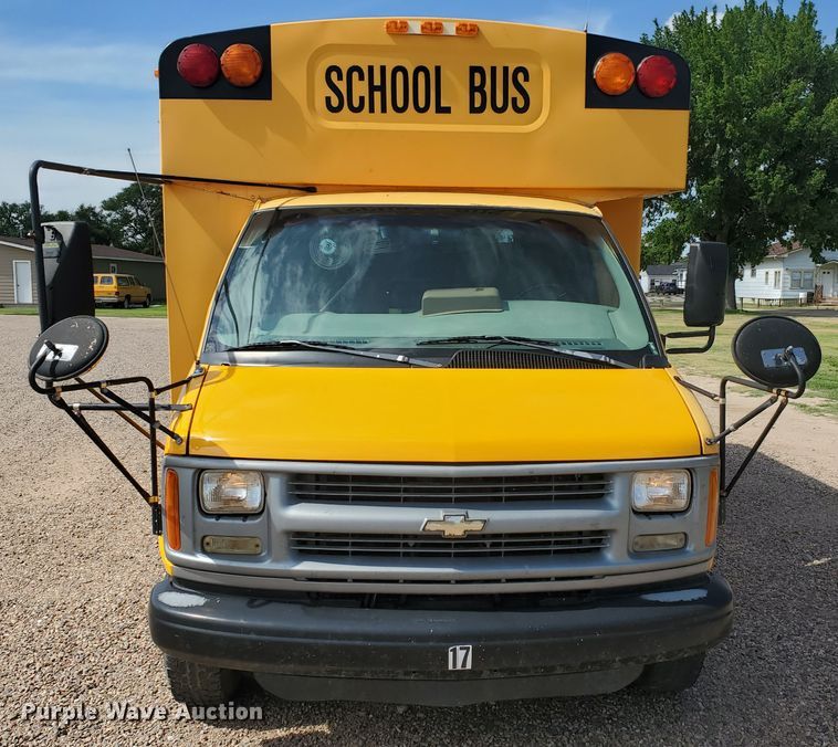 image for item IT9816 1998 Chevrolet G3500  Collins school bus