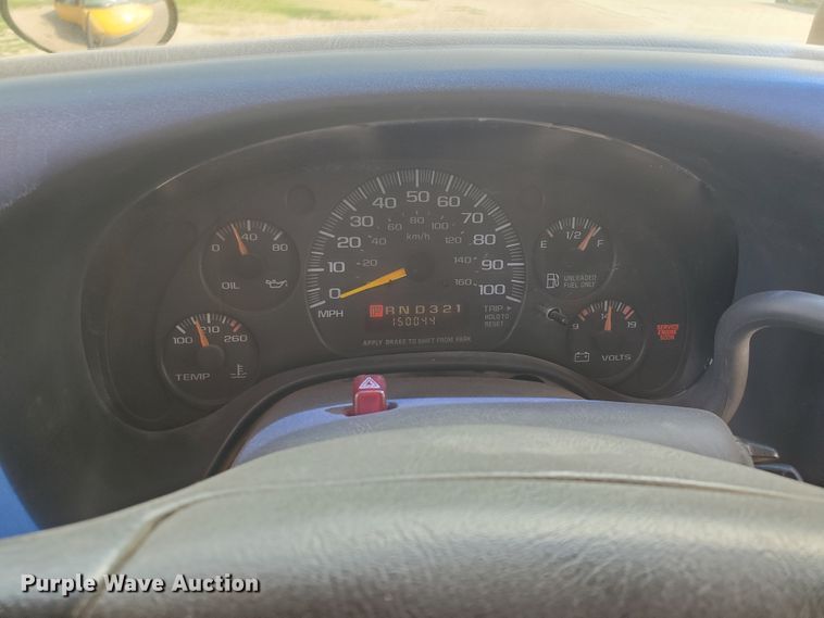 image for item IT9816 1998 Chevrolet G3500  Collins school bus