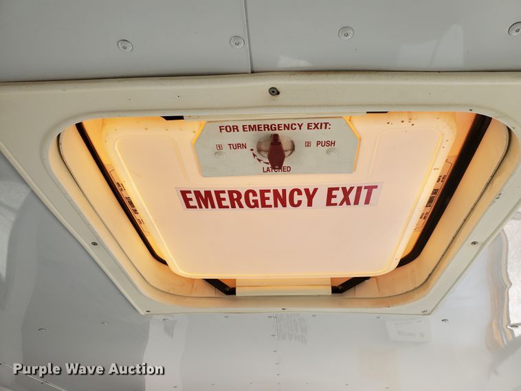 image for item IT9816 1998 Chevrolet G3500  Collins school bus