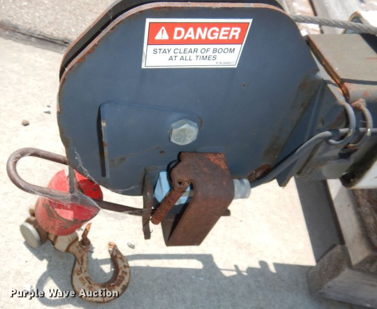 image for item IW9798 Auto Crane 3203PRX  truck crane