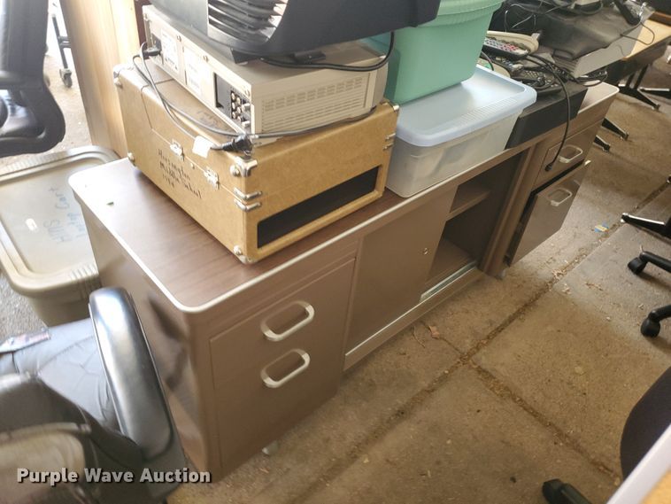 image for item JM9739 Office supplies and equipment