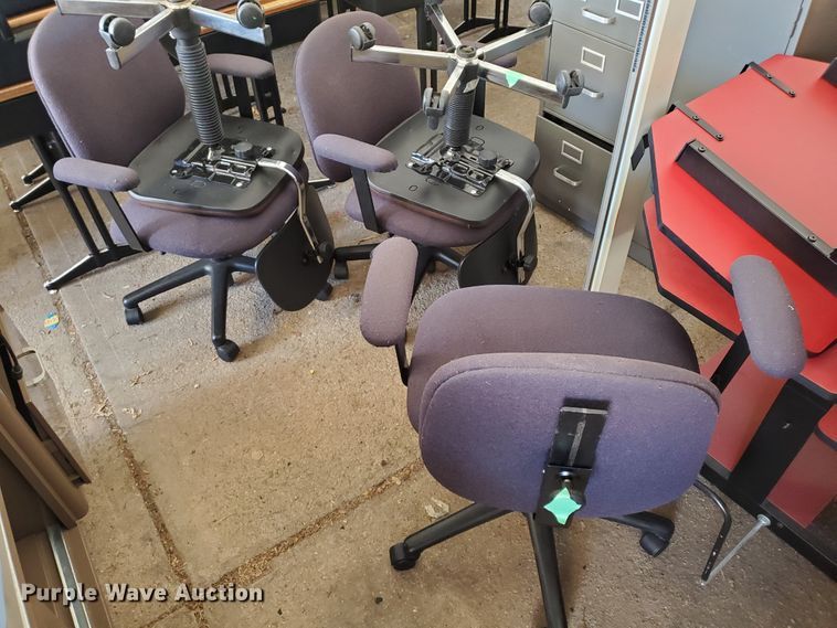 image for item JM9739 Office supplies and equipment