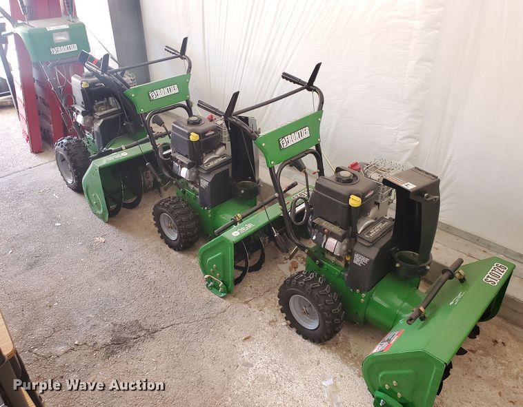 image for item JM9741 (3) snow blowers