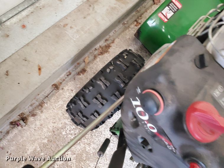 image for item JM9741 (3) snow blowers