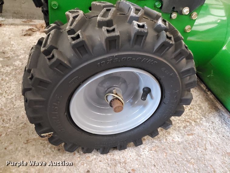 image for item JM9741 (3) snow blowers