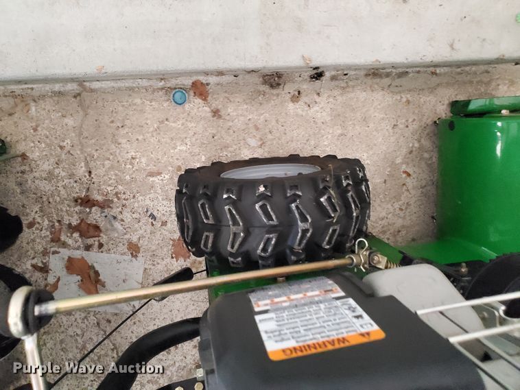 image for item JM9741 (3) snow blowers