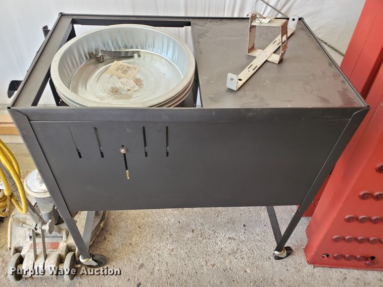 image for item JM9743 Floor cleaning equipment