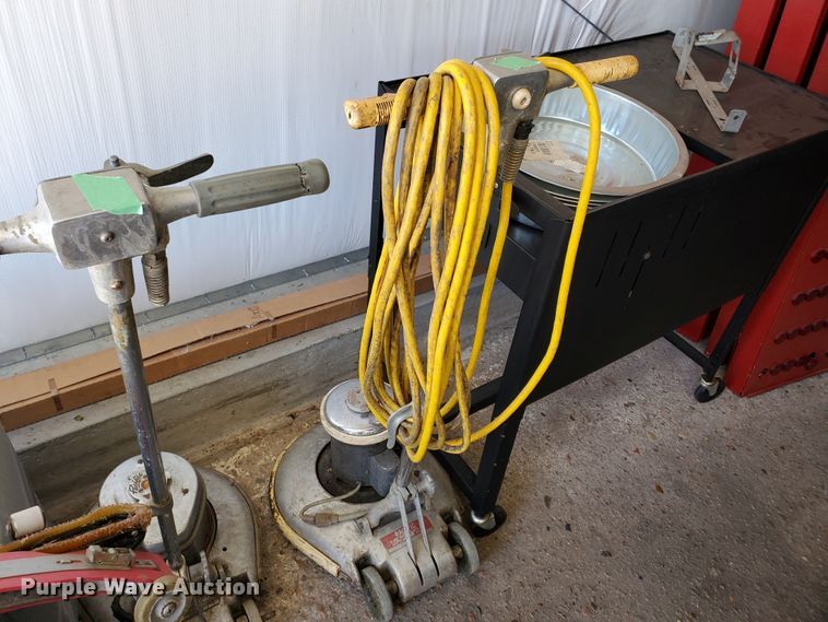 image for item JM9743 Floor cleaning equipment