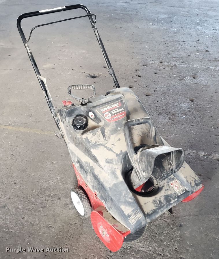 image for item JM9758 Yard Machines  snow blower