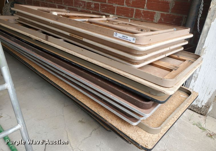 image for item JM9759 (13) folding tables