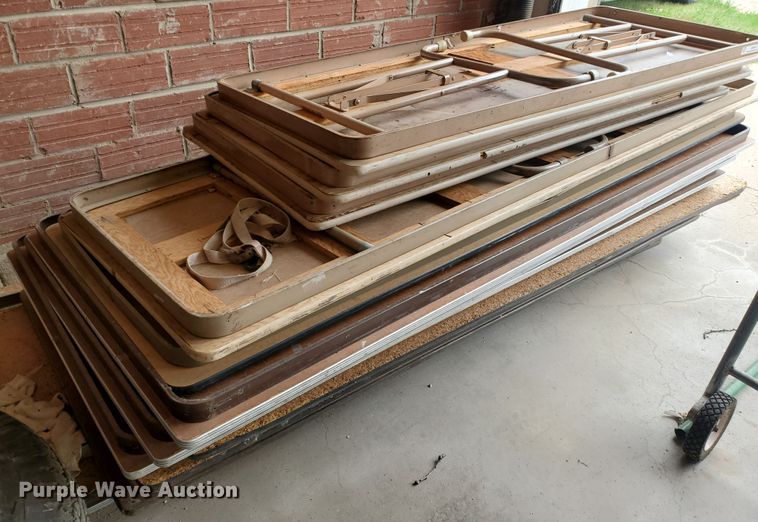 image for item JM9759 (13) folding tables