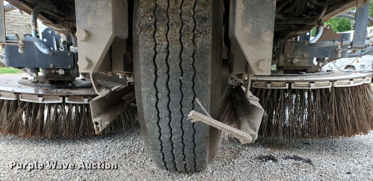 image for item JM9766 Johnston 3000  street sweeper truck