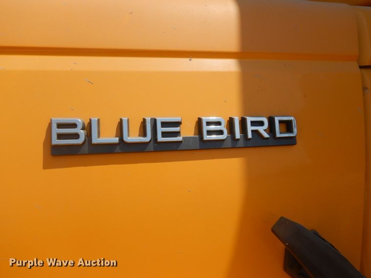 image for item JZ9988 1996 GMC B7  school bus