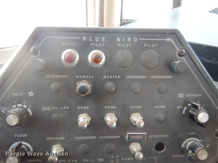 image for item JZ9988 1996 GMC B7  school bus