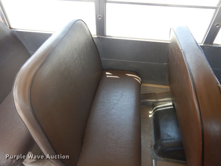 image for item JZ9988 1996 GMC B7  school bus