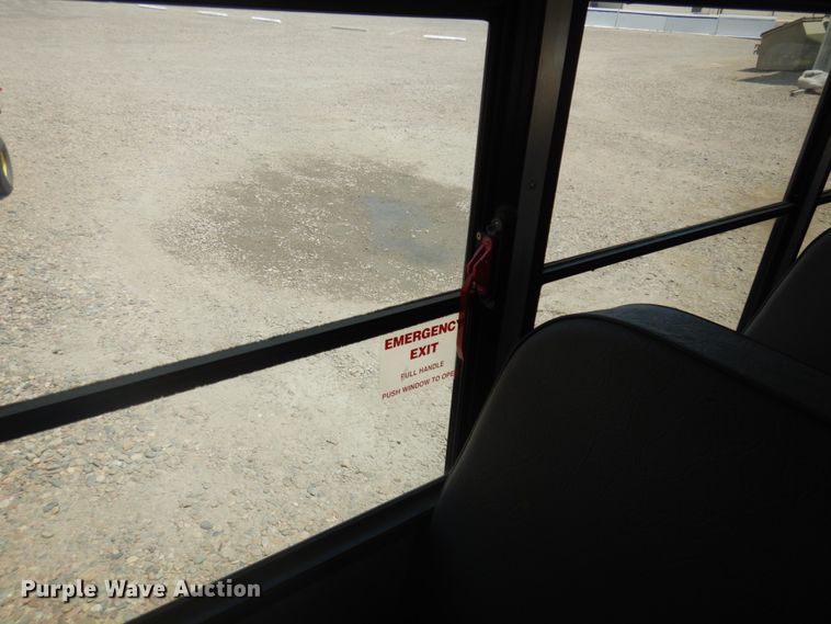 image for item JZ9989 2009 Chevrolet Express 3500  school bus