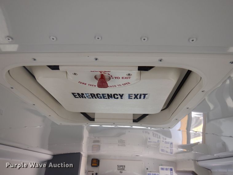 image for item JZ9989 2009 Chevrolet Express 3500  school bus